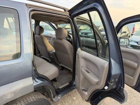 Jeep Cherokee 3.7 SPORT ГЪРЦИЯ 68000 КМ НОВО - 8500 € / 16624.56 лв. - 29168582 12 | Car24.bg Jeep Cherokee 3.7 SPORT ГЪРЦИЯ 68000 КМ НОВО - 8500 € / 16624.56 лв. - 29168582 12