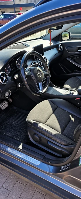 Mercedes-Benz GLA 200 2.2CDI 136к.с.* Bixenon* 4matic* Navi* Camera* Per - 14800 € - 46272142 8 | Car24.bg Mercedes-Benz GLA 200 2.2CDI 136к.с.* Bixenon* 4matic* Navi* Camera* Per - 14800 € - 46272142 8