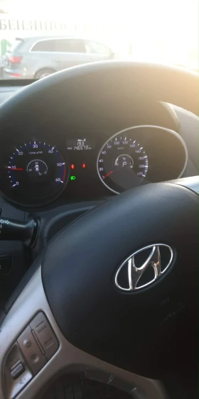 Hyundai IX35 - 9200 € / 17993.64 лв. - 50314343 4 | Car24.bg Hyundai IX35 - 9200 € / 17993.64 лв. - 50314343 4
