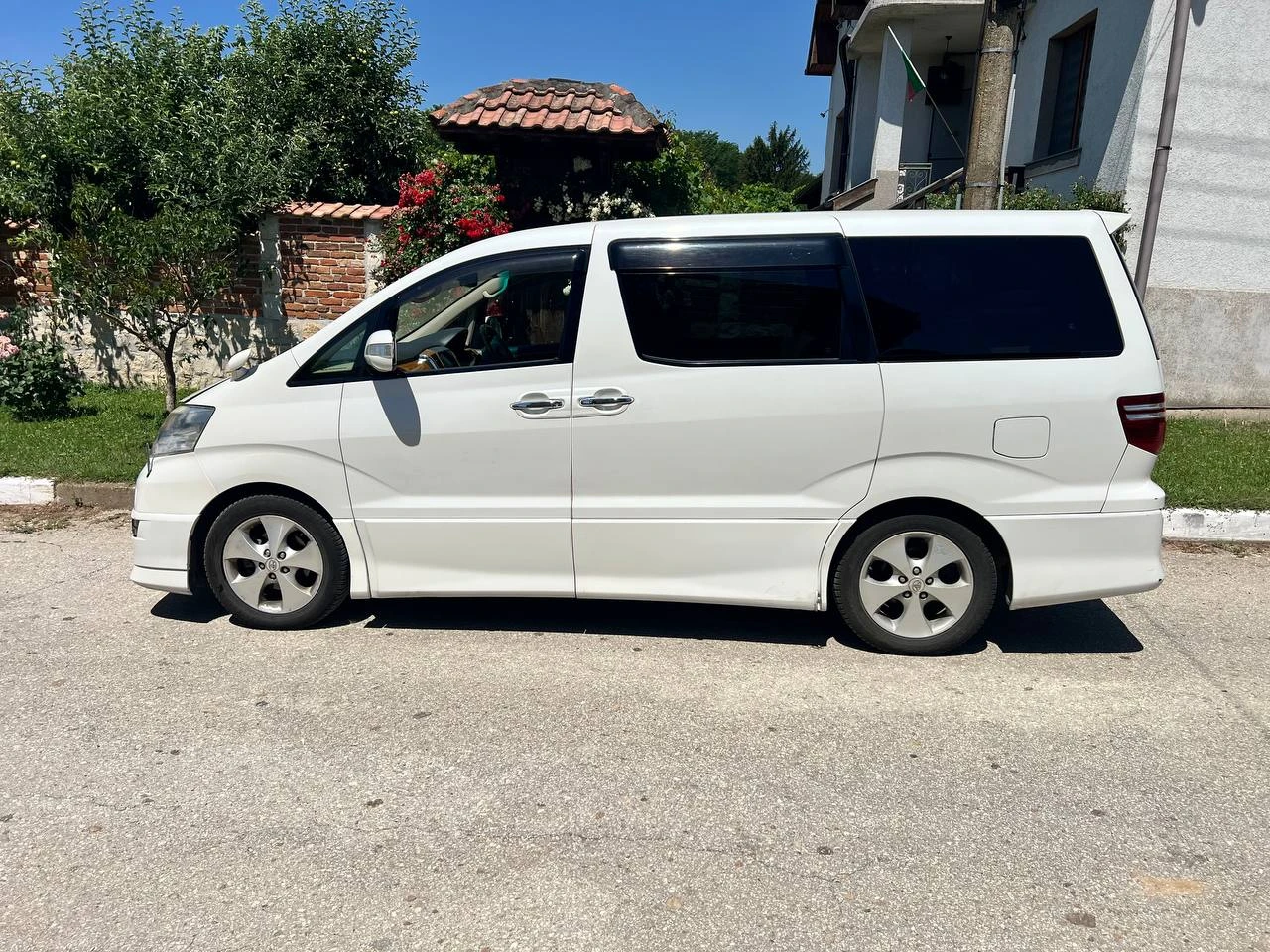 Toyota Alphard undefined | Auto.bg — изображение 1 Toyota Alphard undefined | Auto.bg — изображение 1