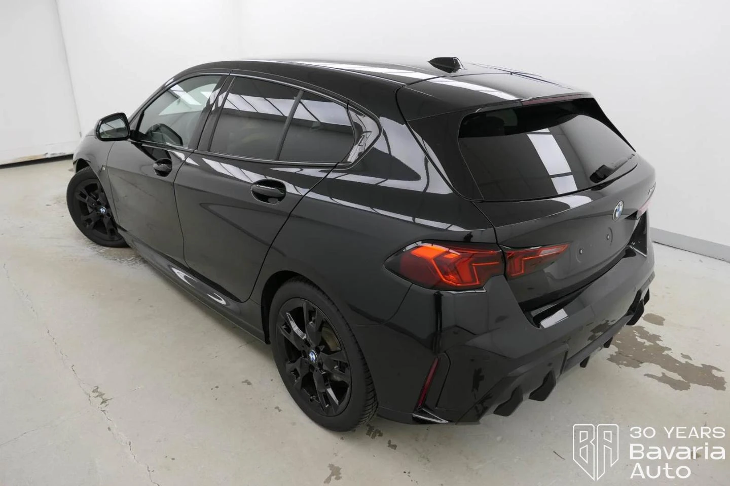 BMW 120 d M Sport Paket Steptronic - изображение 2 | Auto.bg BMW 120 d M Sport Paket Steptronic - изображение 2