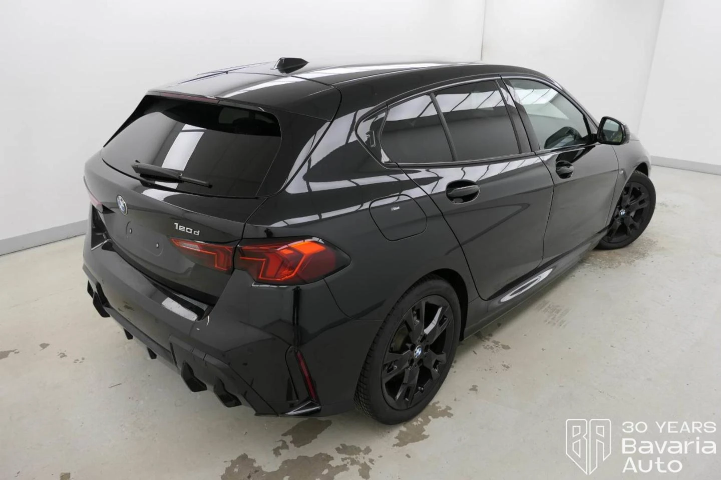 BMW 120 d M Sport Paket Steptronic - изображение 3 | Auto.bg BMW 120 d M Sport Paket Steptronic - изображение 3