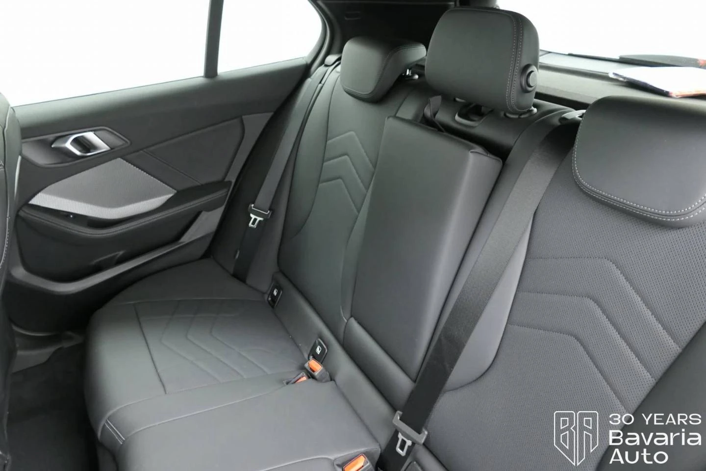 BMW 120 d M Sport Paket Steptronic - изображение 8 | Auto.bg BMW 120 d M Sport Paket Steptronic - изображение 8