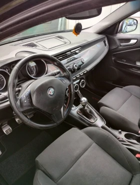 Alfa Romeo Giulietta 1.4 TURBO | Auto.bg — изображение 16 Alfa Romeo Giulietta 1.4 TURBO | Auto.bg — изображение 16