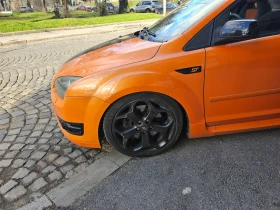 Ford Focus ST 2.5T | Auto.bg — изображение 11 Ford Focus ST 2.5T | Auto.bg — изображение 11