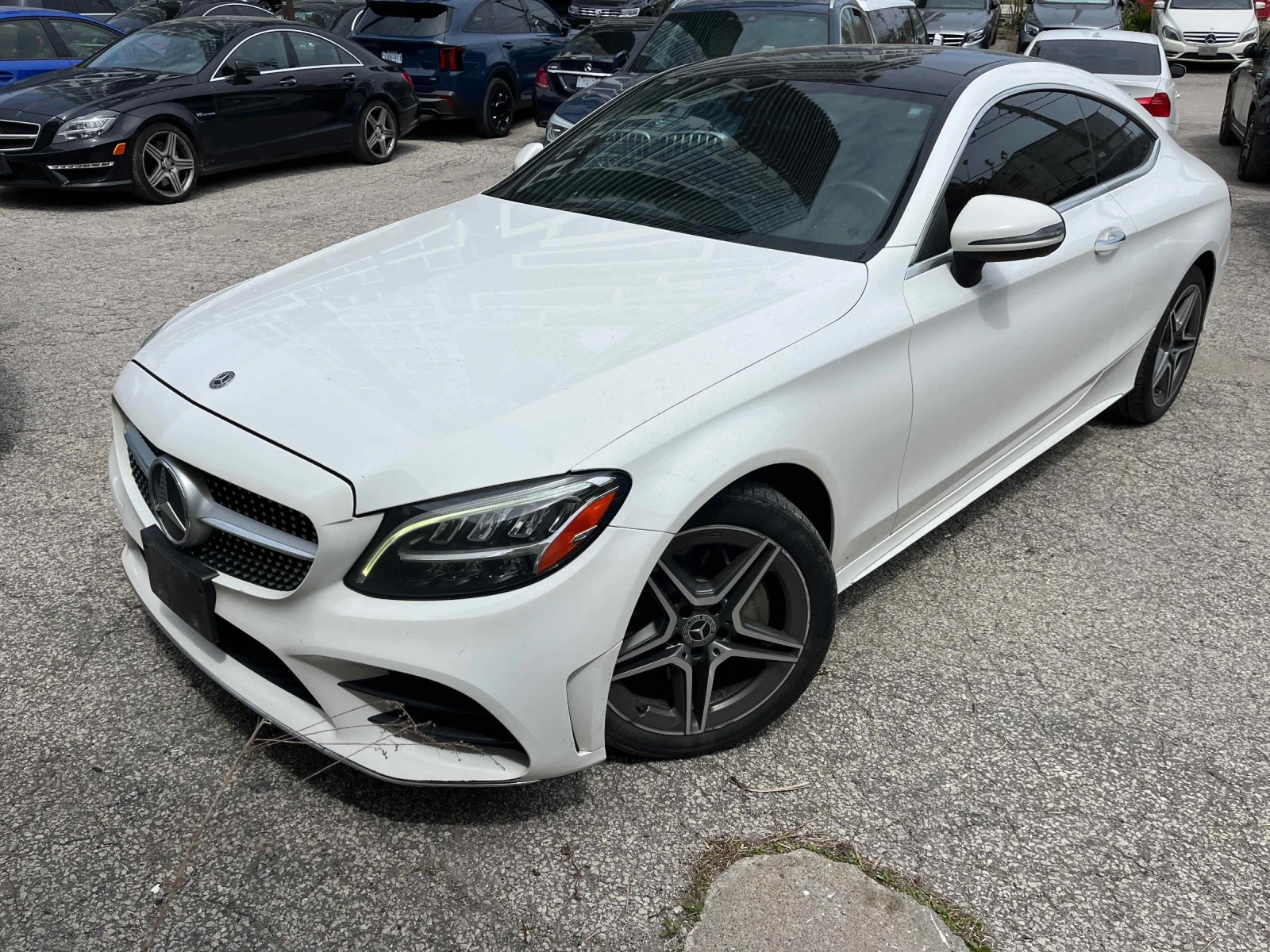 Mercedes-Benz C 300 Coupe / CARFAX | Auto.bg — изображение 1 Mercedes-Benz C 300 Coupe / CARFAX | Auto.bg — изображение 1