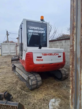 Багер Takeuchi TB250 | Auto.bg — изображение 7 Багер Takeuchi TB250 | Auto.bg — изображение 7