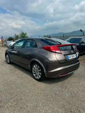 Honda Civic 2.2 I-DTEC 150 EXCLUSIVE - 3777 € / 7387.17 лв. - 89613995 5 | Car24.bg Honda Civic 2.2 I-DTEC 150 EXCLUSIVE - 3777 € / 7387.17 лв. - 89613995 5