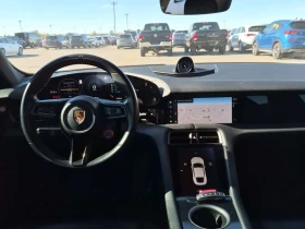 Porsche Taycan Sedan 4s CARFAX | Auto.bg — изображение 10 Porsche Taycan Sedan 4s CARFAX | Auto.bg — изображение 10