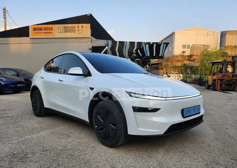 Tesla Model Y LONG RANGE * PERFORMANCE PKG* FULL MAX - 34600 € - 43394389 1 | Car24.bg Tesla Model Y LONG RANGE * PERFORMANCE PKG* FULL MAX - 34600 € - 43394389 1