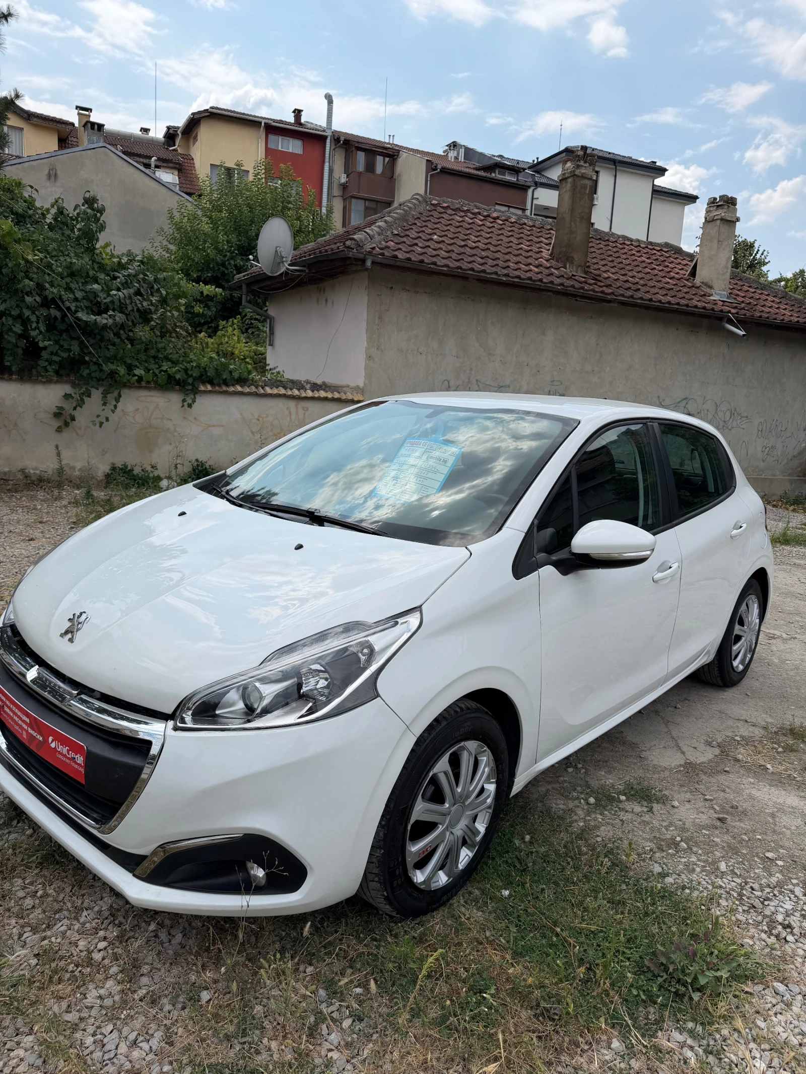 Peugeot 208 1.6 HDI | Auto.bg — изображение 1 Peugeot 208 1.6 HDI | Auto.bg — изображение 1