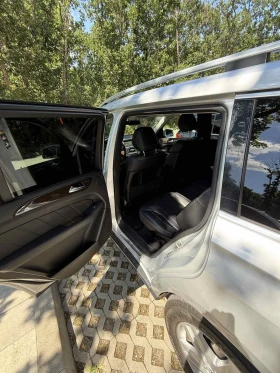 Mercedes-Benz GL 450 362 HP - 23900 € / 46744.34 лв. - 10217946 6 | Car24.bg Mercedes-Benz GL 450 362 HP - 23900 € / 46744.34 лв. - 10217946 6