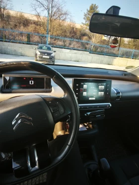 Citroen C4 Cactus - 5500 € / 10757.07 лв. - 20250851 7 | Car24.bg Citroen C4 Cactus - 5500 € / 10757.07 лв. - 20250851 7