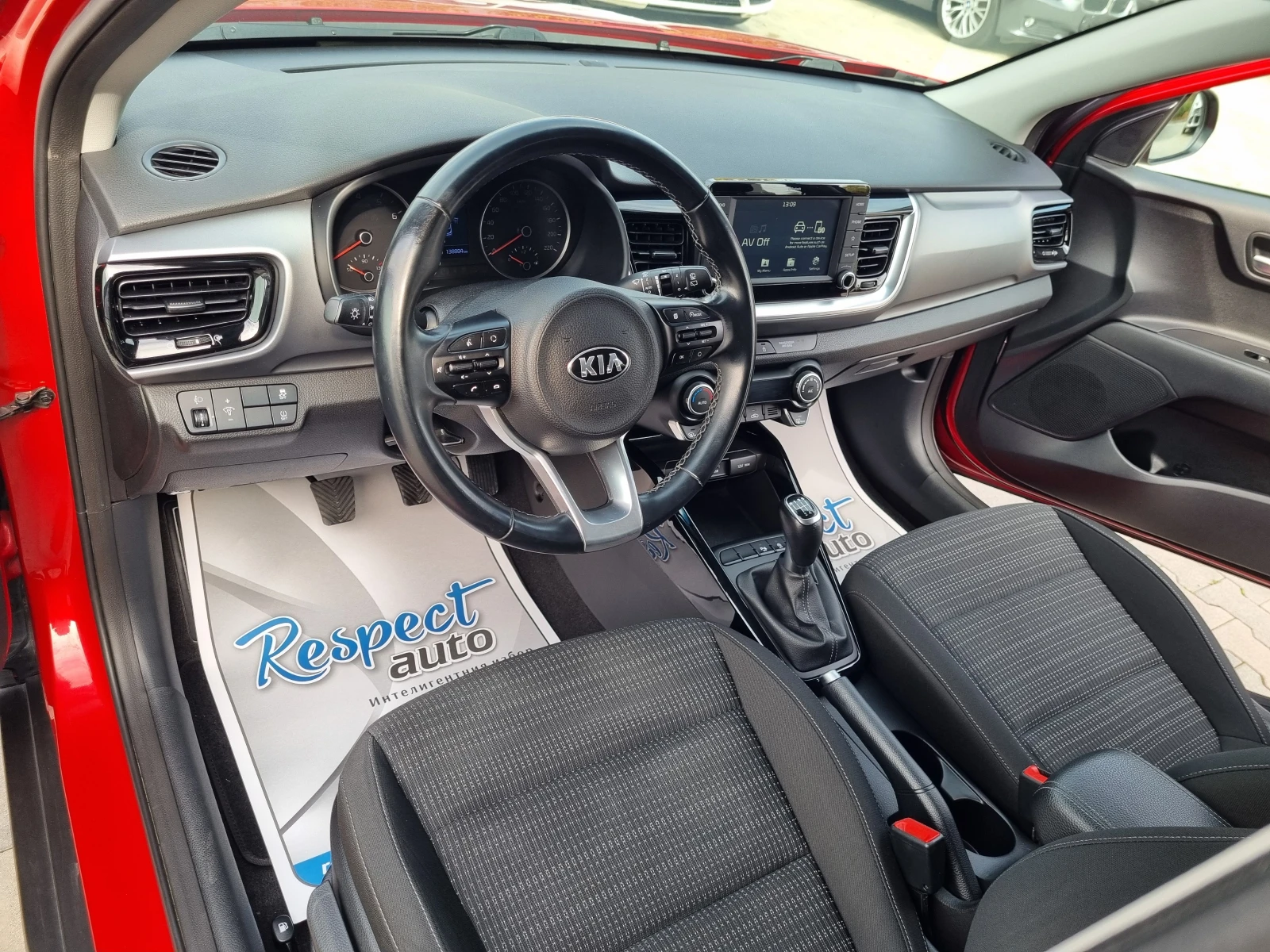 Kia Stonic 1.4i-100кс БЕНЗИН * ГАРАНЦИЯ * 2020г. - изображение 9 | Auto.bg Kia Stonic 1.4i-100кс БЕНЗИН * ГАРАНЦИЯ * 2020г. - изображение 9