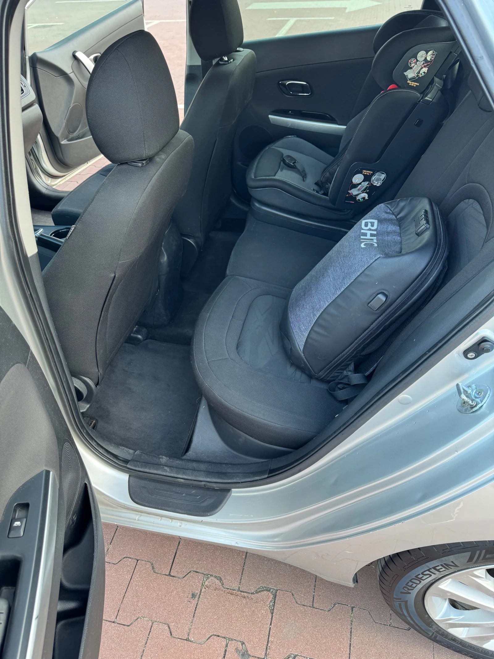 Kia Ceed Kia Ceed 1.4CRDI-FACE-EVRO5B-6 СКОРОСТИ - изображение 10 | Auto.bg Kia Ceed Kia Ceed 1.4CRDI-FACE-EVRO5B-6 СКОРОСТИ - изображение 10
