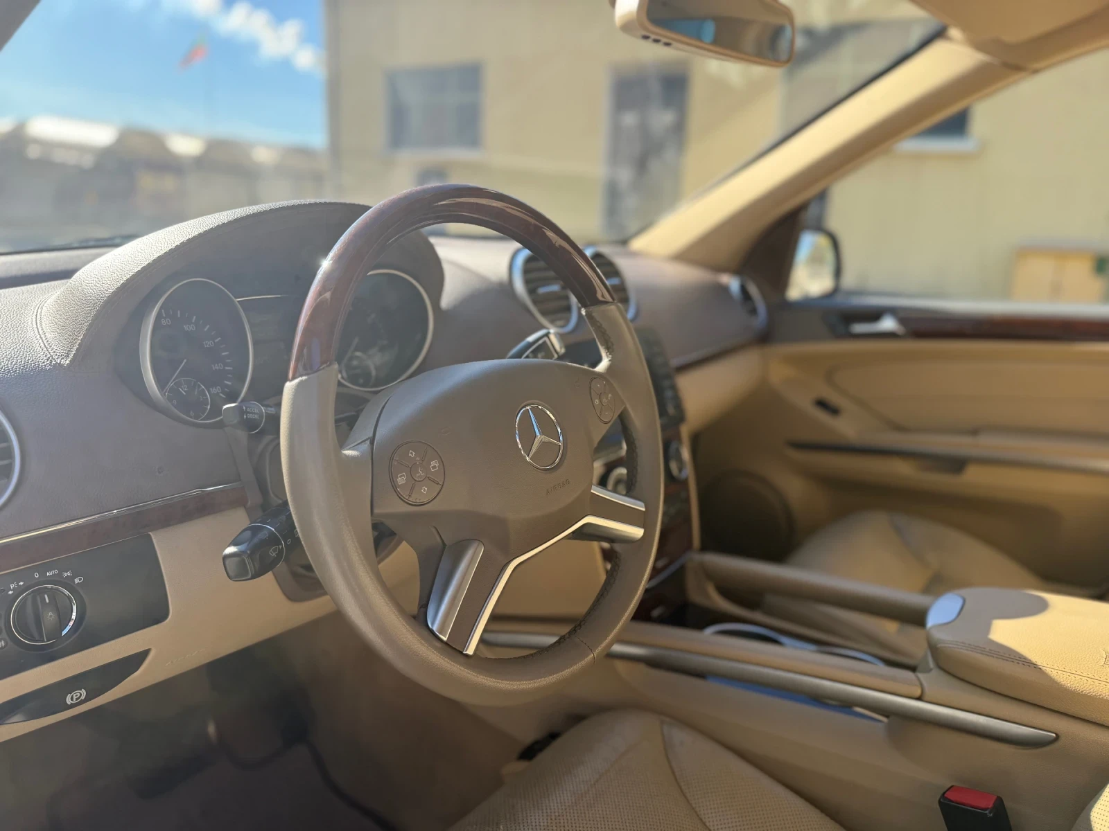 Mercedes-Benz GL 550  - изображение 8 | Auto.bg Mercedes-Benz GL 550  - изображение 8