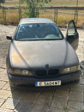 BMW 523