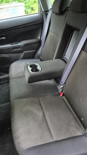 Mitsubishi ASX 2.2 DiD Automatic 4x4 - 6750 € / 13201.85 лв. - 89290984 6 | Car24.bg Mitsubishi ASX 2.2 DiD Automatic 4x4 - 6750 € / 13201.85 лв. - 89290984 6