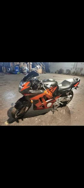 Honda Cbr CBR 600 | Auto.bg — изображение 7 Honda Cbr CBR 600 | Auto.bg — изображение 7