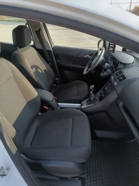 Opel Meriva 1.4 Turbo LPG ECO FLEX Facelift - 4500 € / 8801.24 лв. - 85601580 10 | Car24.bg Opel Meriva 1.4 Turbo LPG ECO FLEX Facelift - 4500 € / 8801.24 лв. - 85601580 10