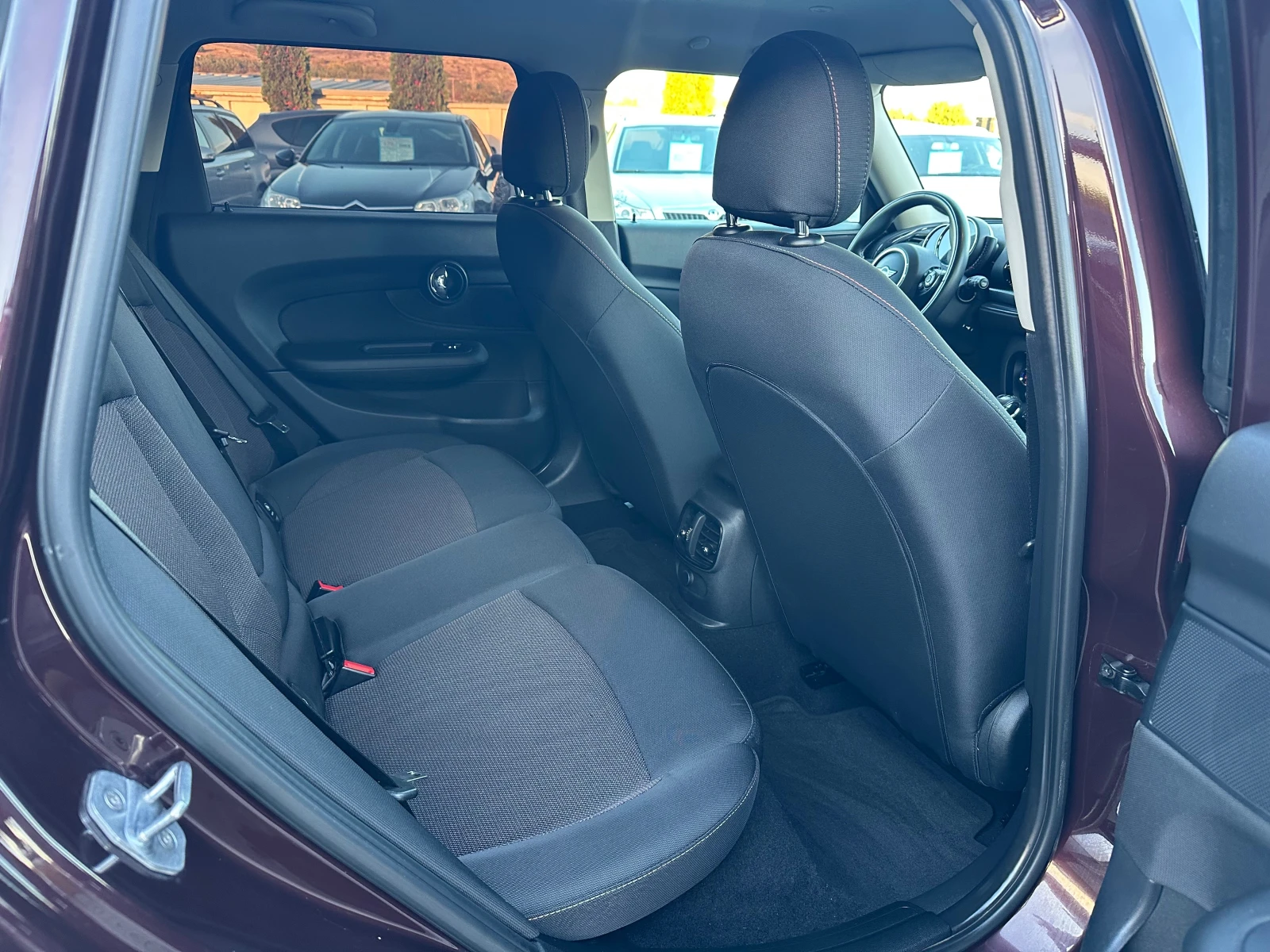 Mini Clubman AVTOMATIK* 1.5D* NAVI* KEYLESS* TOP*  - изображение 7 | Auto.bg Mini Clubman AVTOMATIK* 1.5D* NAVI* KEYLESS* TOP*  - изображение 7