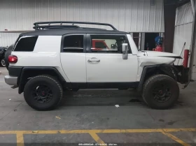 Toyota Fj cruiser 2014 FJ Cruiser 4x4 | Auto.bg — изображение 9 Toyota Fj cruiser 2014 FJ Cruiser 4x4 | Auto.bg — изображение 9