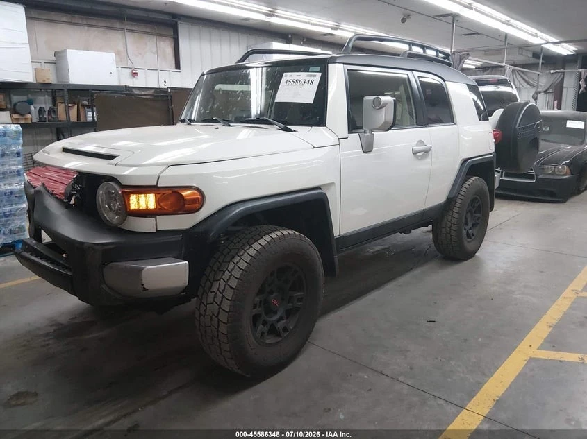 Toyota Fj cruiser 2014 FJ Cruiser 4x4 | Auto.bg — изображение 1 Toyota Fj cruiser 2014 FJ Cruiser 4x4 | Auto.bg — изображение 1