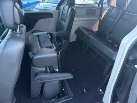 Lancia Voyager 2.8-174 к.с.-Автоматик 7 места - 13900 лв. / 7106.96 € - 48113739 15 | Car24.bg Lancia Voyager 2.8-174 к.с.-Автоматик 7 места - 13900 лв. / 7106.96 € - 48113739 15