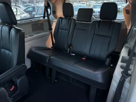 Lancia Voyager 2.8-174 к.с.-Автоматик 7 места - 13900 лв. / 7106.96 € - 48113739 14 | Car24.bg Lancia Voyager 2.8-174 к.с.-Автоматик 7 места - 13900 лв. / 7106.96 € - 48113739 14