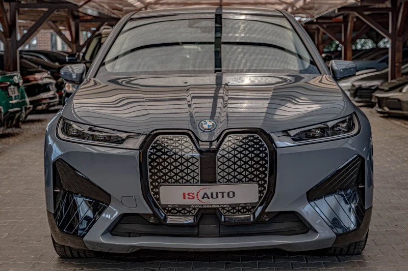 BMW iX xDrive 50/Камера/Ambient/Laser/Sport Package/ - 44900 € - 64015144 1 | Car24.bg BMW iX xDrive 50/Камера/Ambient/Laser/Sport Package/ - 44900 € - 64015144 1