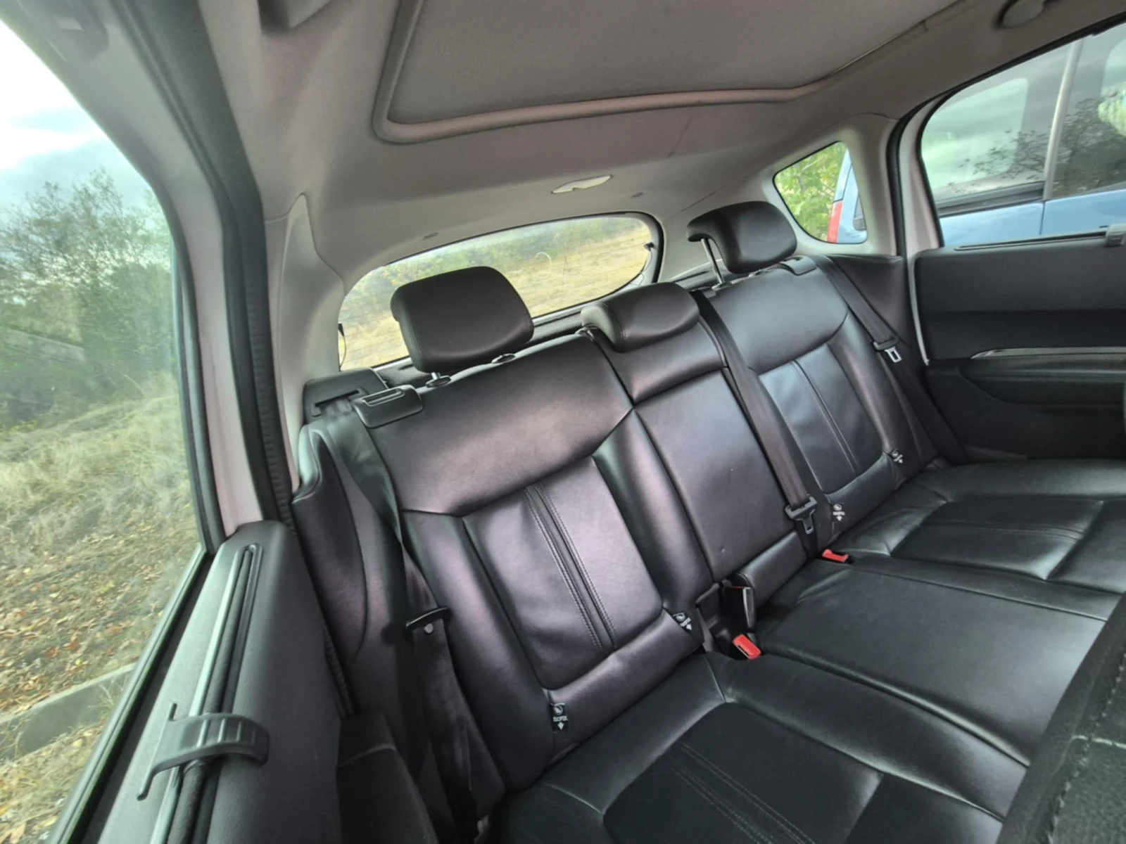 Peugeot 3008 2.0 Хибрид - изображение 7 | Auto.bg Peugeot 3008 2.0 Хибрид - изображение 7