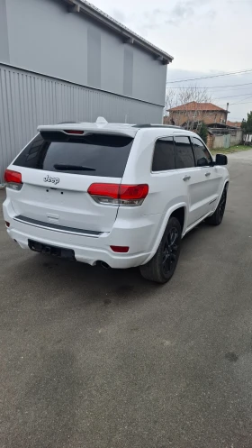 Jeep Grand cherokee 5.7 HEMI OVERLAND - 20500 € / 40094.51 лв. - 44024913 5 | Car24.bg Jeep Grand cherokee 5.7 HEMI OVERLAND - 20500 € / 40094.51 лв. - 44024913 5