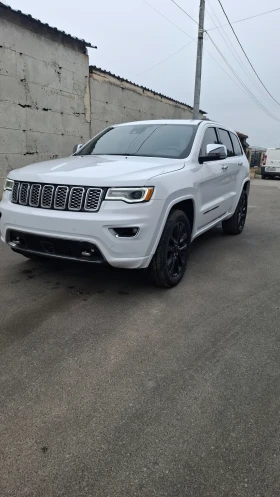 Jeep Grand cherokee 5.7 HEMI OVERLAND - 20500 € / 40094.51 лв. - 44024913 2 | Car24.bg Jeep Grand cherokee 5.7 HEMI OVERLAND - 20500 € / 40094.51 лв. - 44024913 2