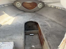 Моторна яхта Regal 1950 LSC | Auto.bg — изображение 13 Моторна яхта Regal 1950 LSC | Auto.bg — изображение 13