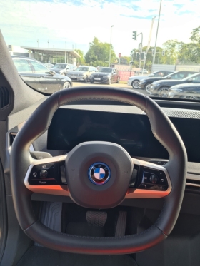 BMW iX xDrive40 | Mobile.bg   5