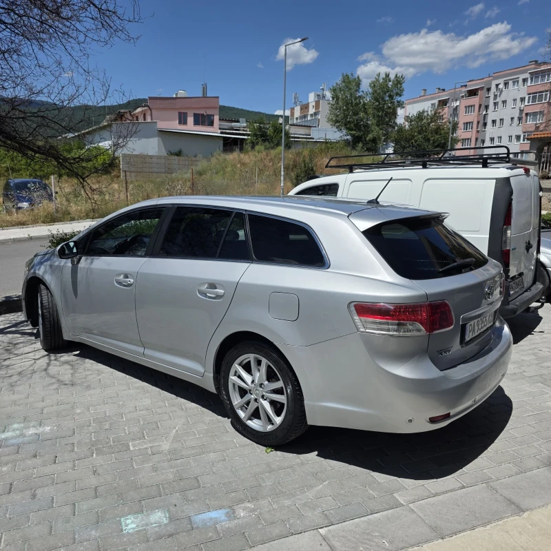 Toyota Avensis 2.2 D4D - 6450 € / 12615.10 лв. - 50810129 1 | Car24.bg Toyota Avensis 2.2 D4D - 6450 € / 12615.10 лв. - 50810129 1