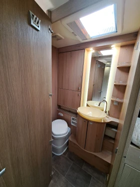 Кемпер Burstner Dukato 2.3 M-jet, 150ks. | Auto.bg — изображение 16 Кемпер Burstner Dukato 2.3 M-jet, 150ks. | Auto.bg — изображение 16