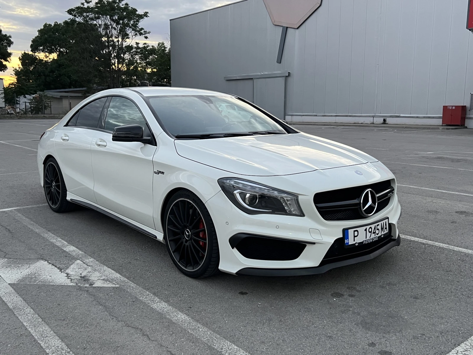 Mercedes-Benz CLA 45 AMG 4Matic - изображение 3 | Auto.bg Mercedes-Benz CLA 45 AMG 4Matic - изображение 3