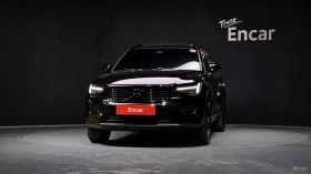 Volvo XC40 B4 Black Edition* КОЖА* НАВИ* ПАНО* 360 | Auto.bg — изображение 3 Volvo XC40 B4 Black Edition* КОЖА* НАВИ* ПАНО* 360 | Auto.bg — изображение 3