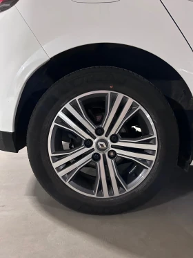 Renault Megane undefined | Auto.bg — изображение 16 Renault Megane undefined | Auto.bg — изображение 16