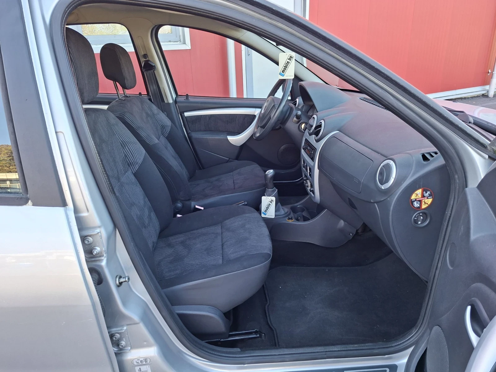 Dacia Sandero 1.4. 16v.бензин - изображение 9 | Auto.bg Dacia Sandero 1.4. 16v.бензин - изображение 9