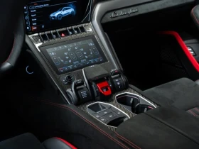 Lamborghini Urus PERFORMANTE* CARBON* B&O 3D* ALCANTARA* 360* ОБДУХ | Auto.bg — изображение 12 Lamborghini Urus PERFORMANTE* CARBON* B&O 3D* ALCANTARA* 360* ОБДУХ | Auto.bg — изображение 12