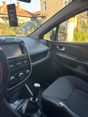 Renault Clio - 5000 € / 9779.15 лв. - 79672038 4 | Car24.bg Renault Clio - 5000 € / 9779.15 лв. - 79672038 4