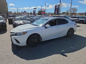 Toyota Camry SE / АВТОКРЕДИТ