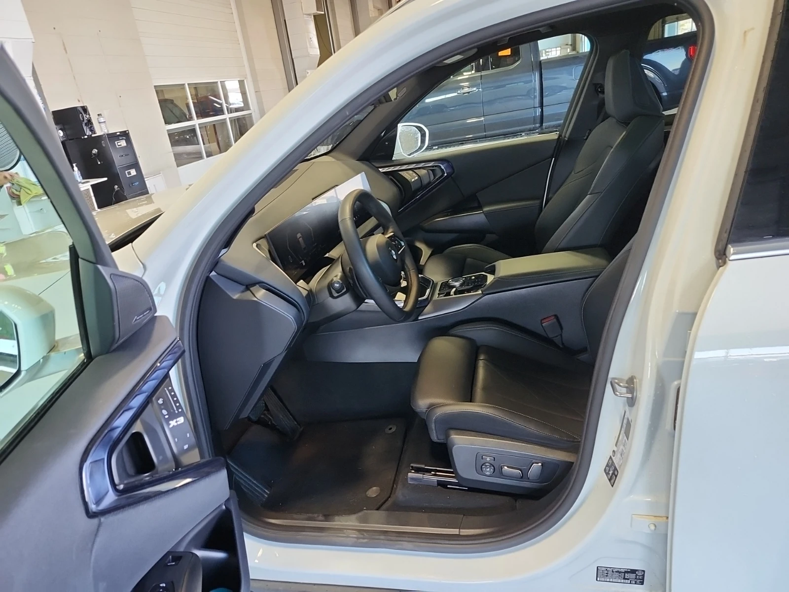 BMW X3 * CARFAX * БЕЗ ПЪРВОНАЧАЛНА ВНОСКА - изображение 5 | Auto.bg BMW X3 * CARFAX * БЕЗ ПЪРВОНАЧАЛНА ВНОСКА - изображение 5