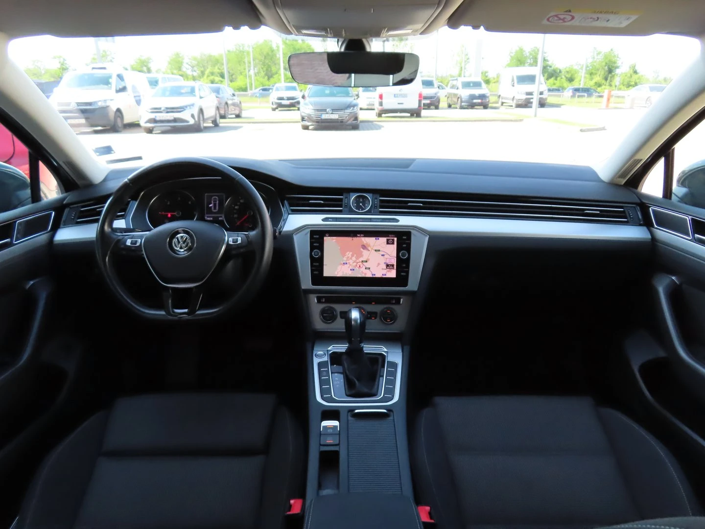 VW Passat Comfortline 2.0TDI BMT - изображение 4 | Auto.bg VW Passat Comfortline 2.0TDI BMT - изображение 4