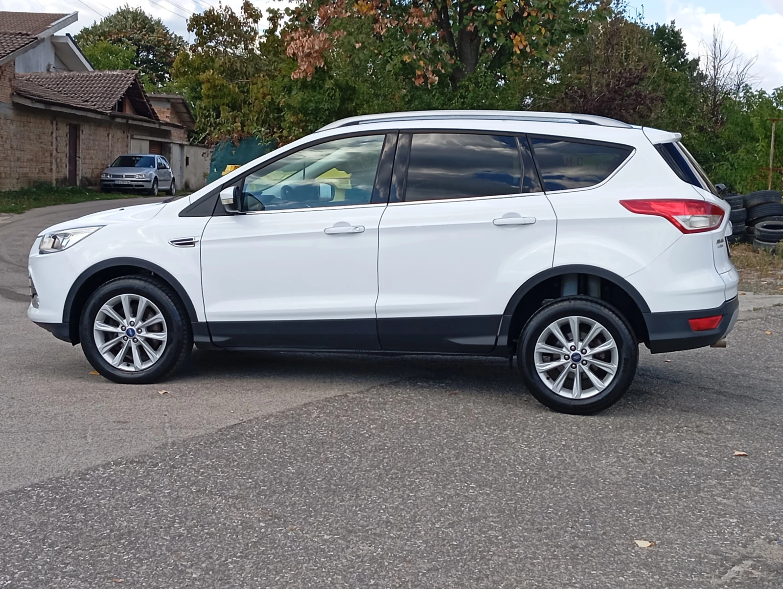 Ford Kuga 2.0-D-КОЖА-NAVI-АВТОМАТ-КЛИМАТРОНИК - изображение 6 | Auto.bg Ford Kuga 2.0-D-КОЖА-NAVI-АВТОМАТ-КЛИМАТРОНИК - изображение 6