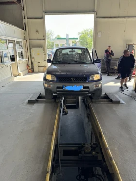 Toyota Rav4 Климатик - 7100 € / 13886.39 лв. - 49085108 4 | Car24.bg Toyota Rav4 Климатик - 7100 € / 13886.39 лв. - 49085108 4