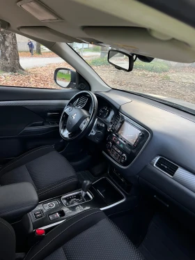 Mitsubishi Outlander - 12500 € / 24447.88 лв. - 37743512 8 | Car24.bg Mitsubishi Outlander - 12500 € / 24447.88 лв. - 37743512 8
