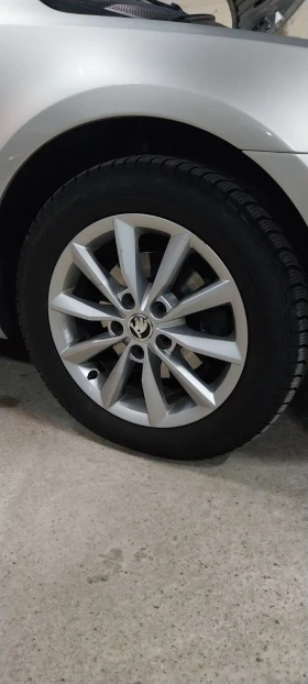 Skoda Octavia - 11000 € / 21514.13 лв. - 60231248 11 | Car24.bg Skoda Octavia - 11000 € / 21514.13 лв. - 60231248 11